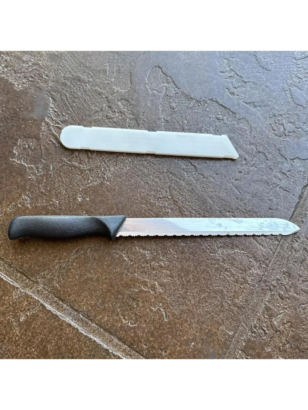 Pampered Chef Serrated Bread Knife Stainless Steel with Protective Sleeve #1285